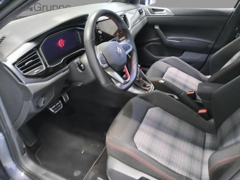 Volkswagen Polo 2024 г. Серый, пробег 26550 км