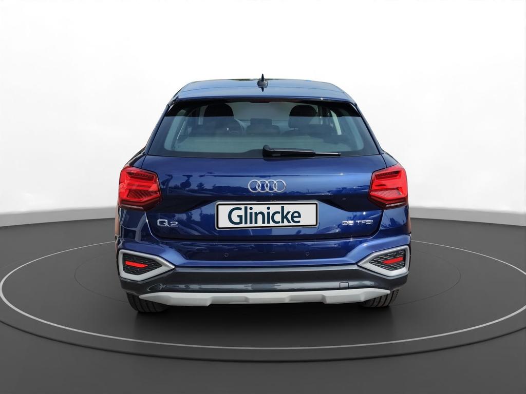 Audi Q2 2023 г. Синий, пробег 26650 км