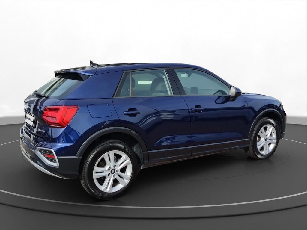Audi Q2 2023 г. Синий, пробег 26650 км