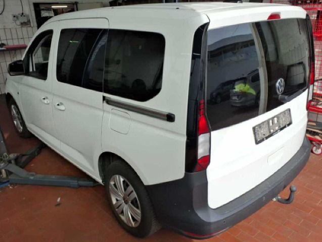 Volkswagen Caddy 2023 г. Белый, пробег 32750 км