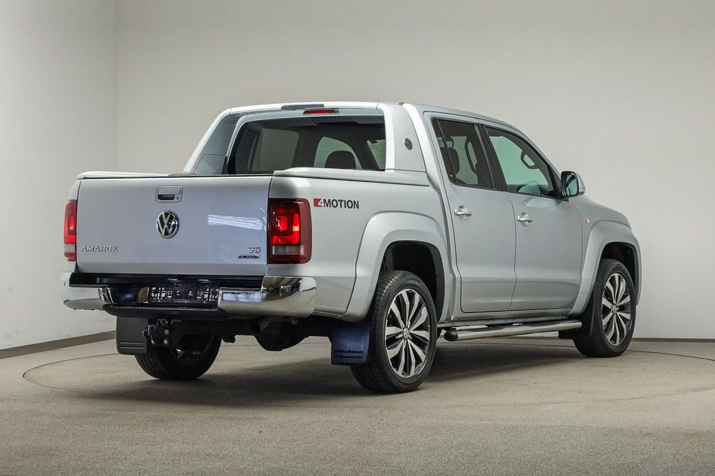Volkswagen Amarok 2021 г. Серебристый, пробег 26250 км