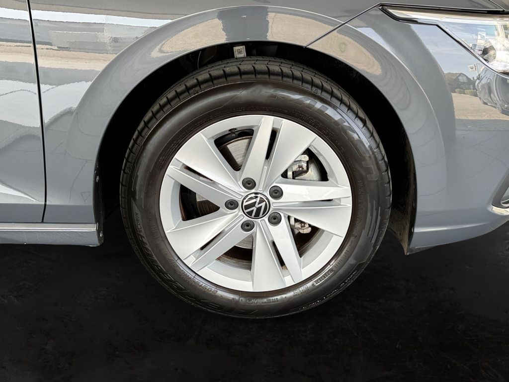 Volkswagen Golf 2022 г. Серый, пробег 14995 км
