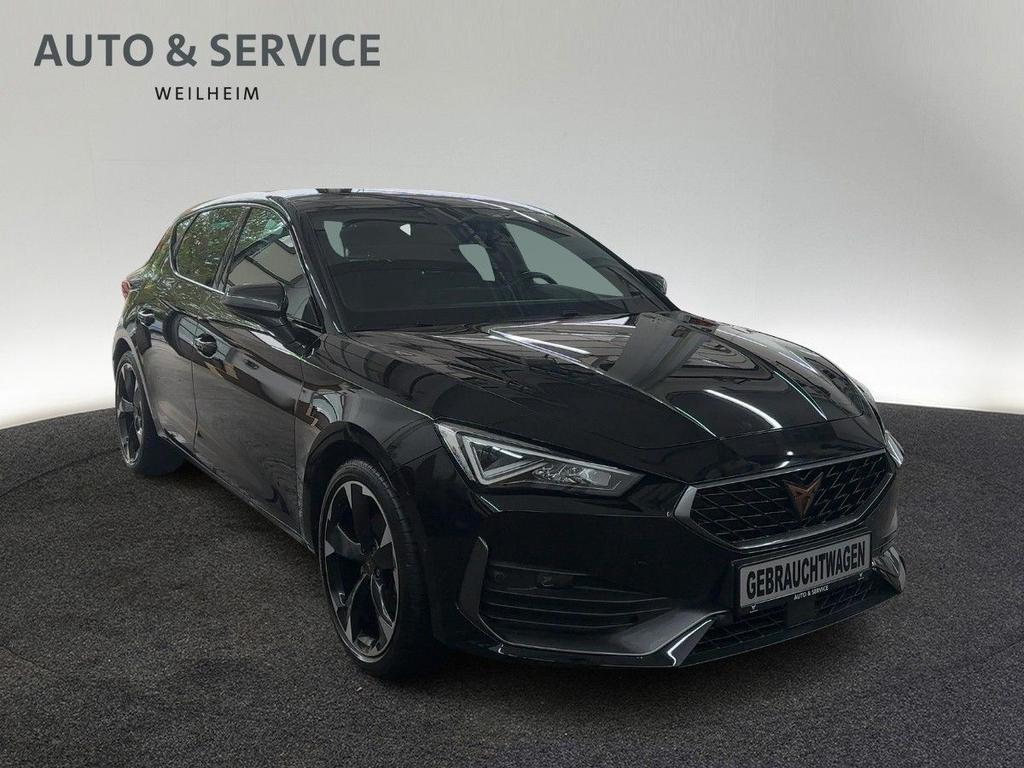 Cupra Leon 2023 г. Чёрный, пробег 39382 км