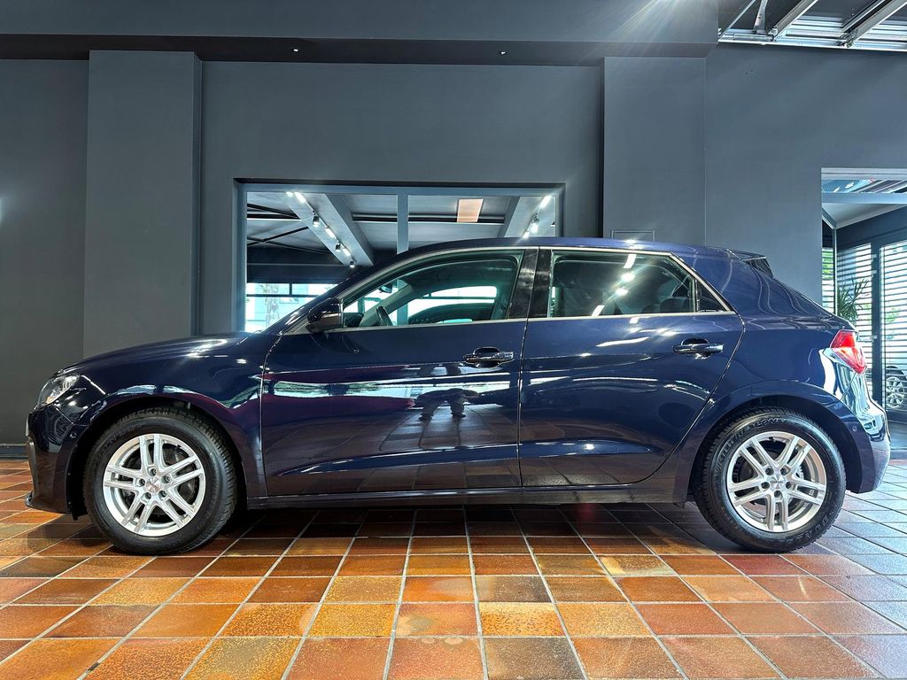 Audi A1 2022 г. Синий, пробег 19970 км