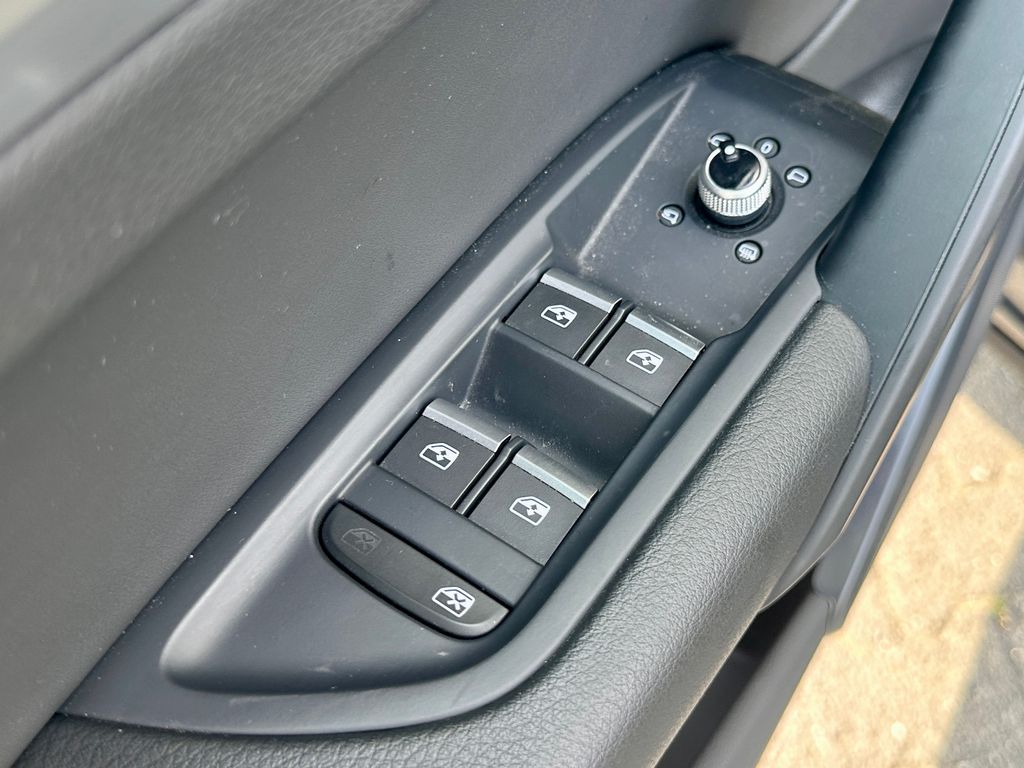 Audi Q5 2022 г. Серый, пробег 41290 км