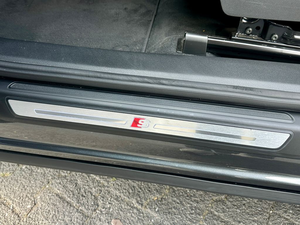 Audi Q5 2022 г. Серый, пробег 41290 км