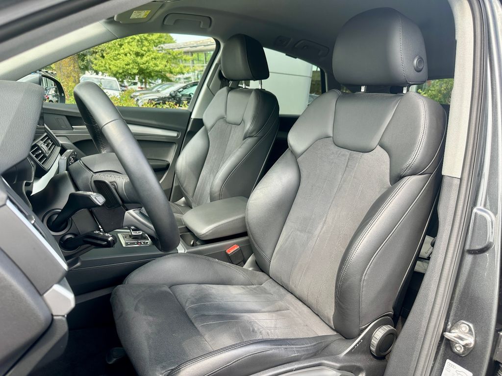Audi Q5 2022 г. Серый, пробег 41290 км