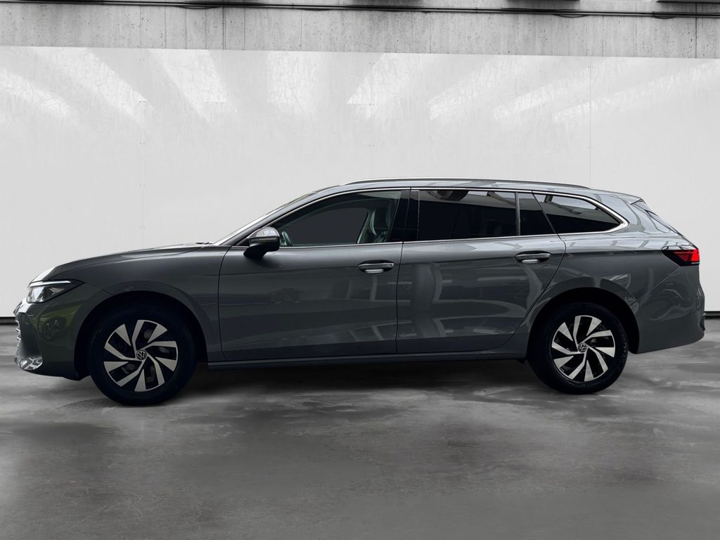 Volkswagen PASSAT VARIANT 2024 г. Серый, пробег 42715 км