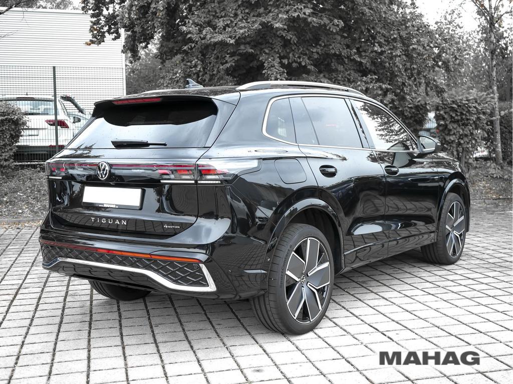 Volkswagen Tiguan 2025 г. Чёрный, пробег 11613 км
