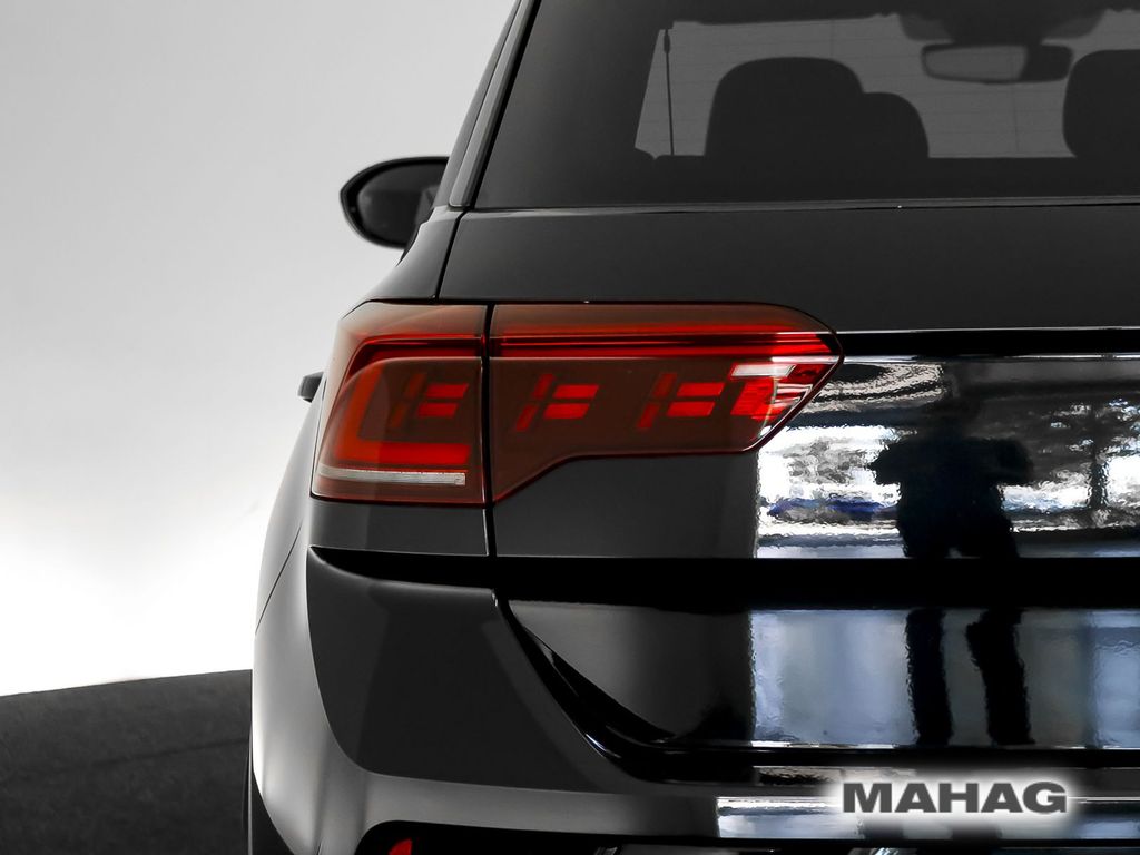 Volkswagen T-Roc 2023 г. Чёрный, пробег 41792 км