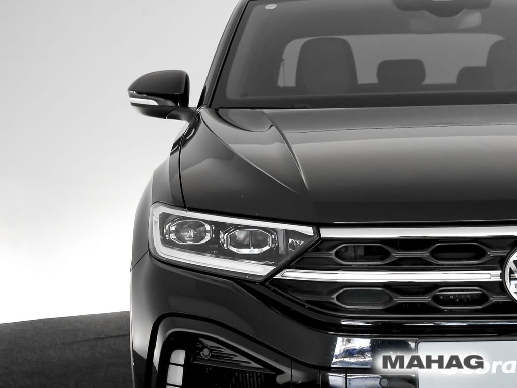 Volkswagen T-Roc 2023 г. Чёрный, пробег 41792 км