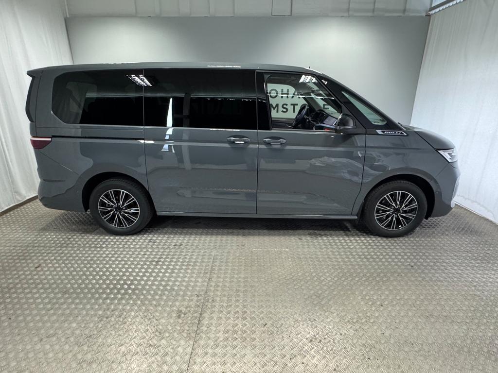 Volkswagen T7 MULTIVAN 2026 г. Серый, пробег 1050 км