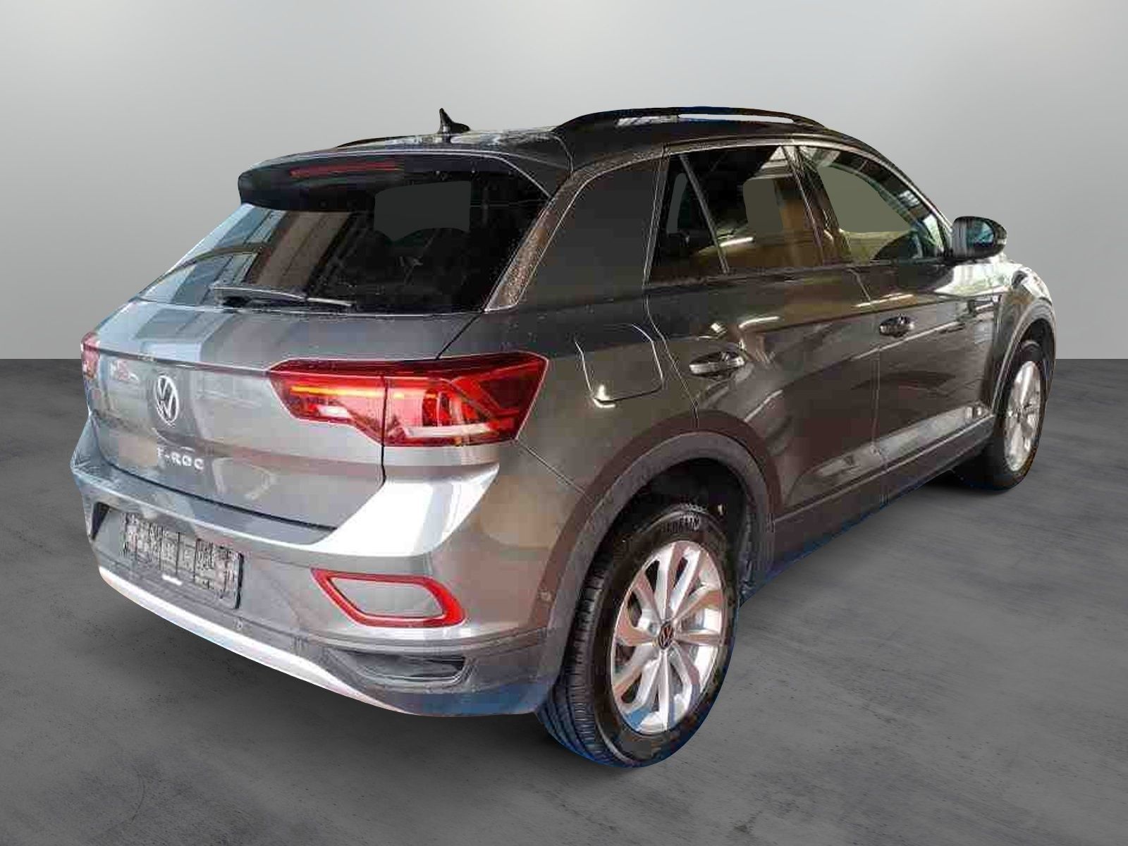 Volkswagen T-Roc 2022 г. Серый, пробег 49000 км