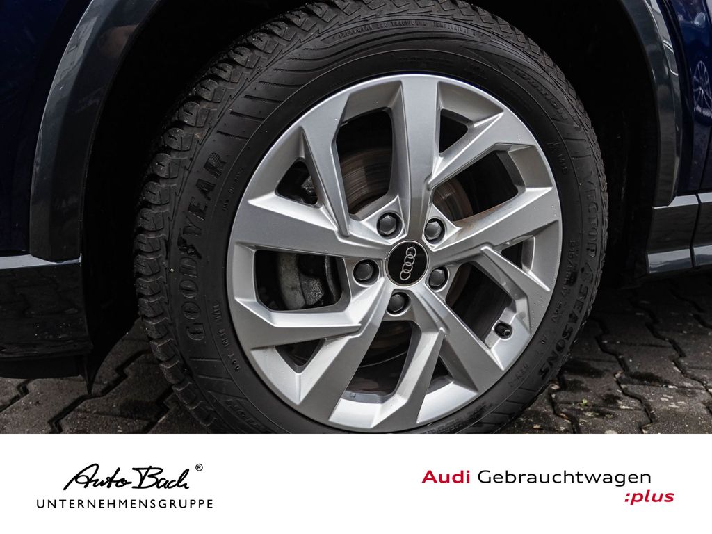 Audi Q2 2024 г. Синий, пробег 46000 км
