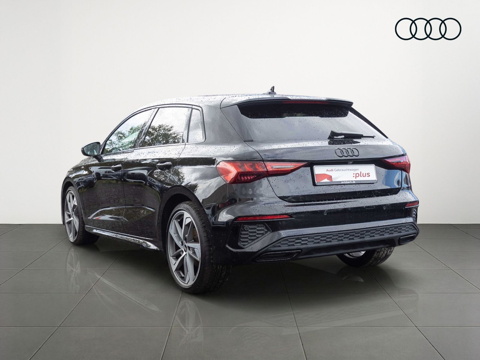Audi A3 2023 г. Чёрный, пробег 23670 км