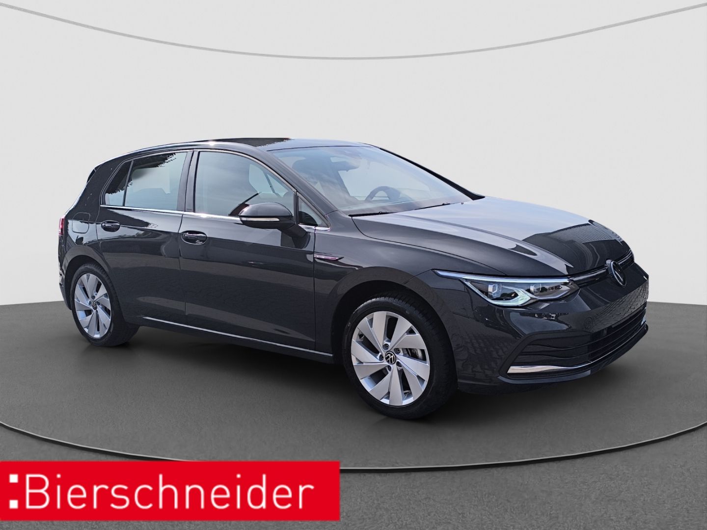 Volkswagen Golf 2024 г. Серый, пробег 23250 км