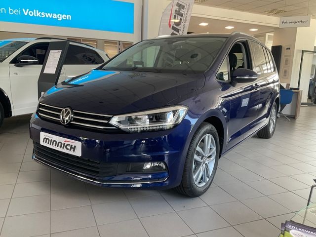 Volkswagen Touran 2025 г. Синий, пробег 50 км