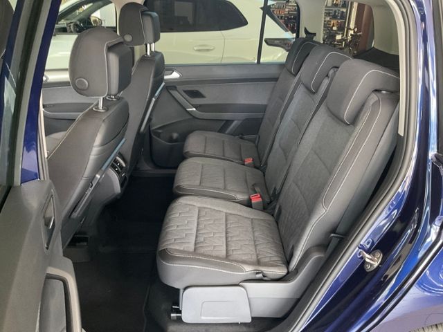 Volkswagen Touran 2025 г. Синий, пробег 50 км