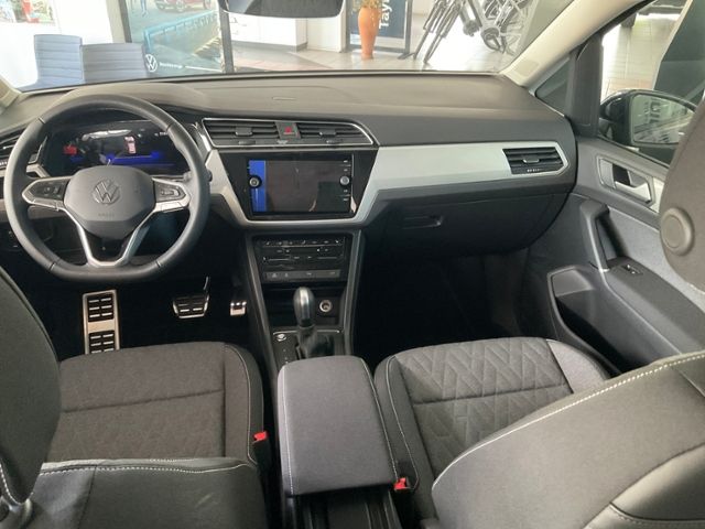 Volkswagen Touran 2025 г. Синий, пробег 50 км