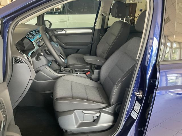 Volkswagen Touran 2025 г. Синий, пробег 50 км
