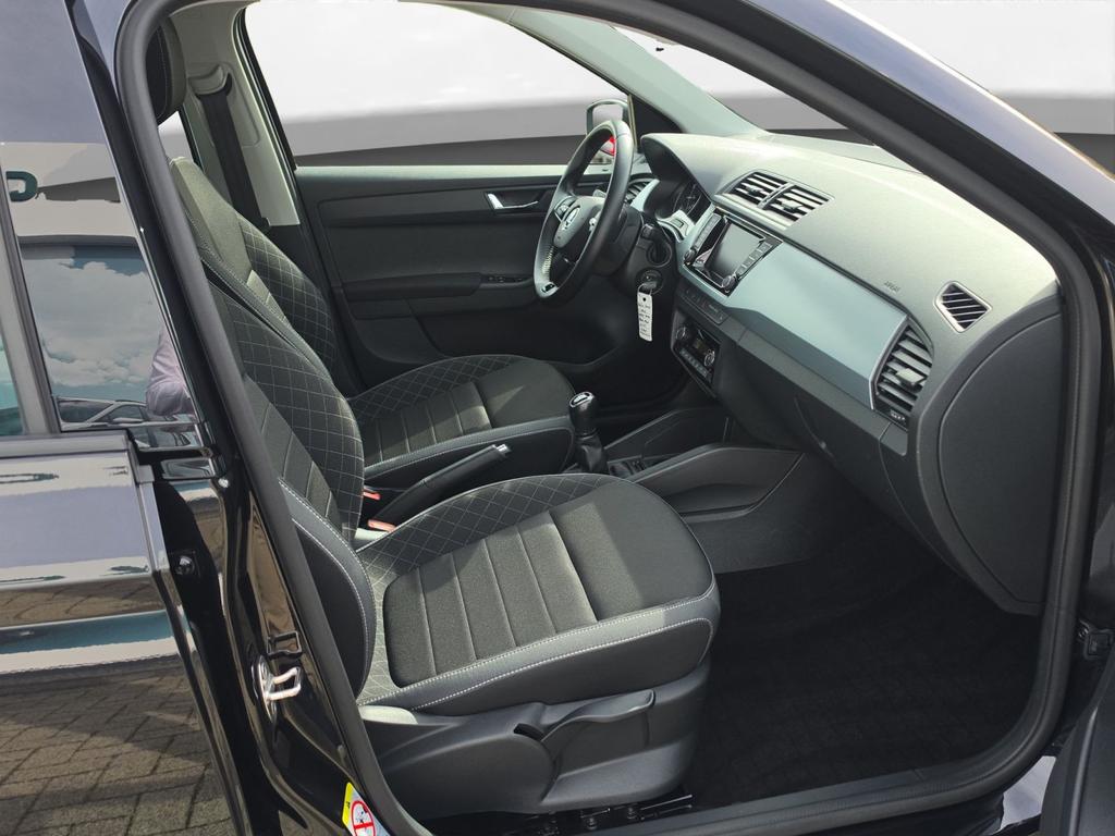 Skoda Fabia 2022 г. Чёрный, пробег 58584 км