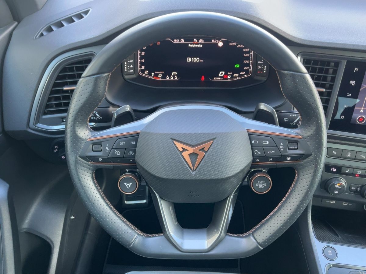 Cupra Ateca 2023 г. Серый, пробег 37674 км