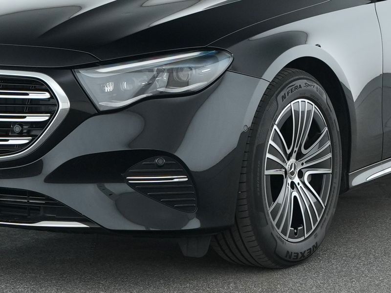 Mercedes-Benz E 220 2025 г. Чёрный, пробег 19456 км