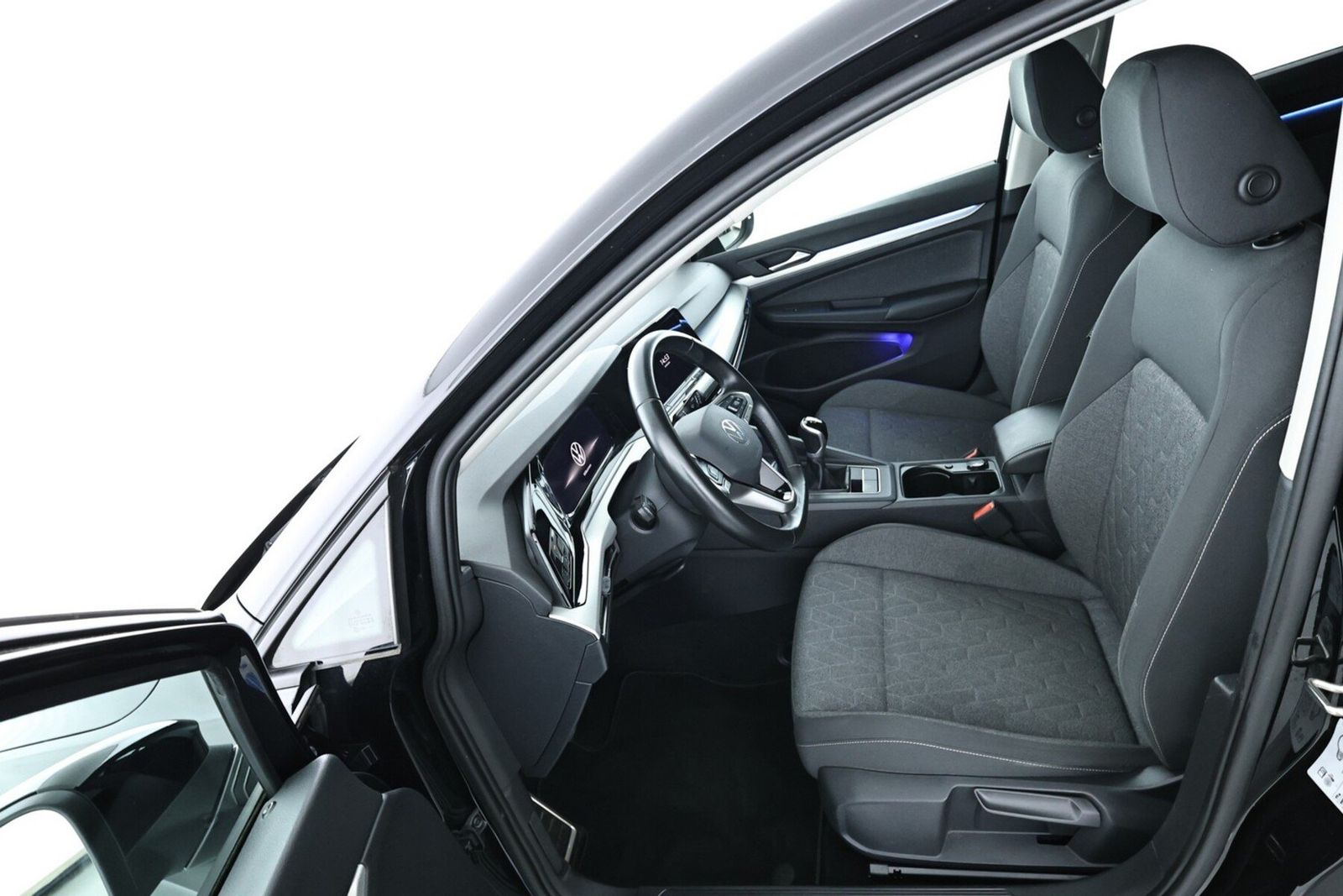 Volkswagen Golf 2024 г. Чёрный, пробег 27473 км