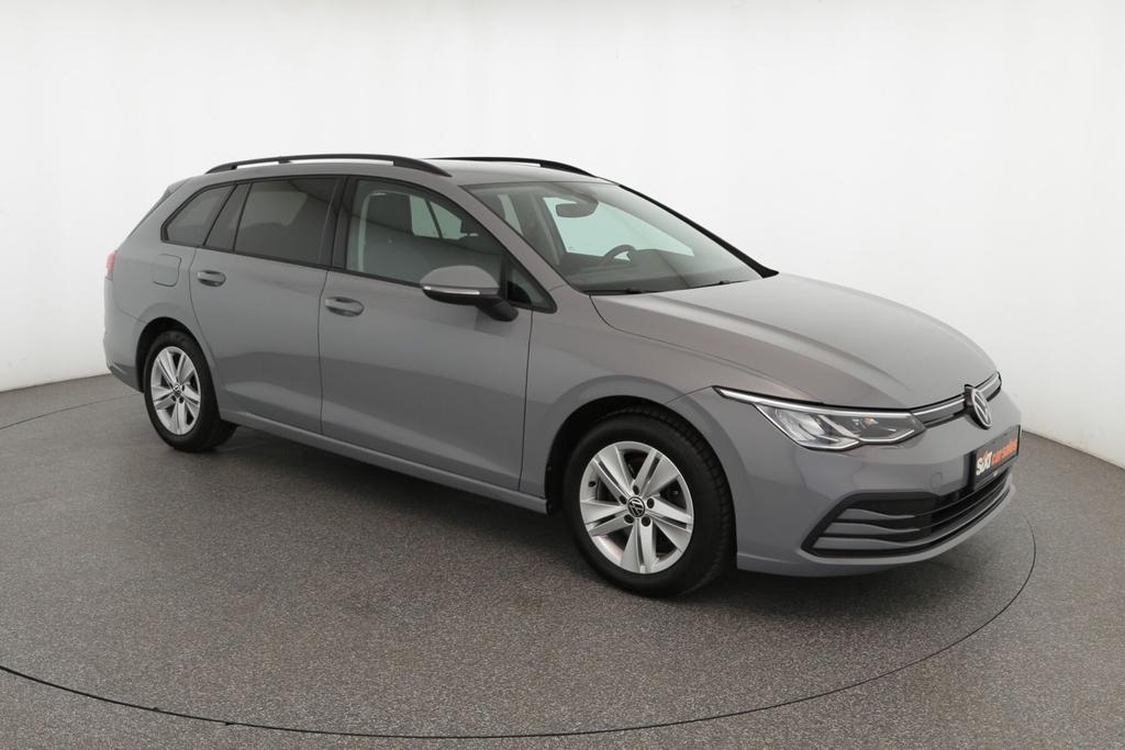 Volkswagen Golf 2023 г. Серый, пробег 40177 км