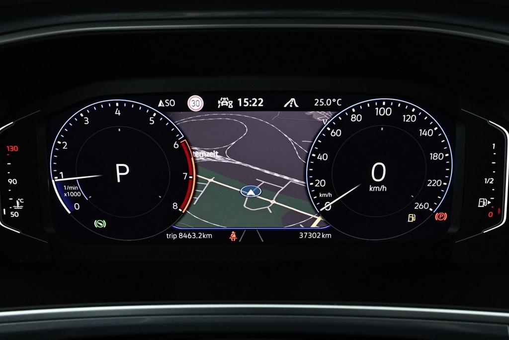 Volkswagen T-Roc 2022 г. Серый, пробег 37296 км