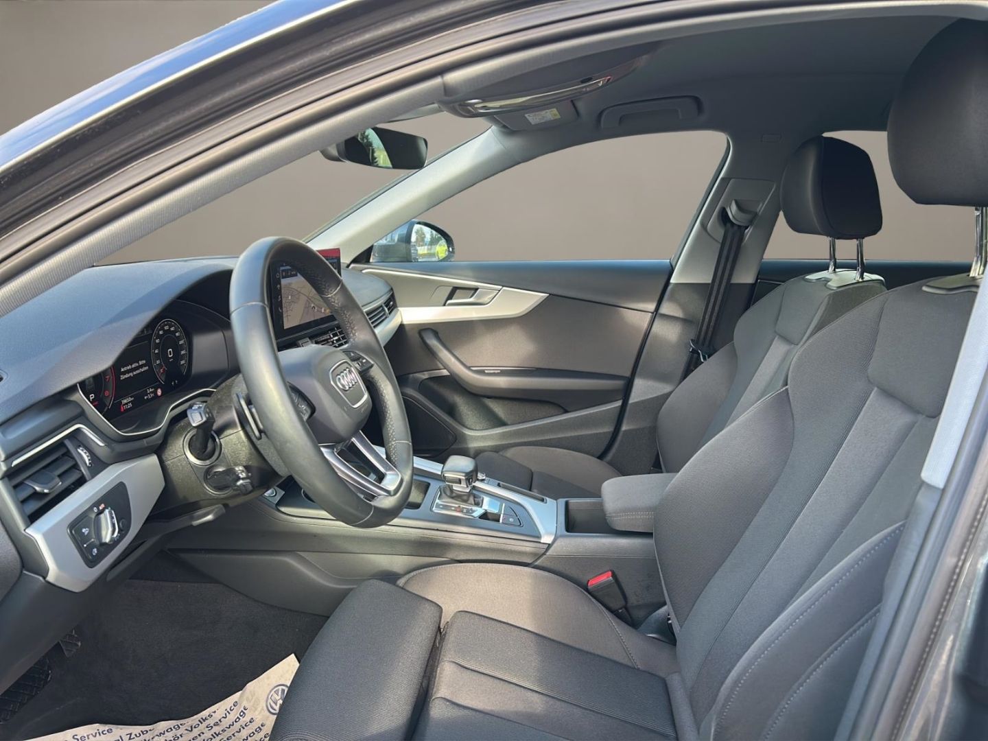 Audi A4 2022 г. Серый, пробег 39700 км