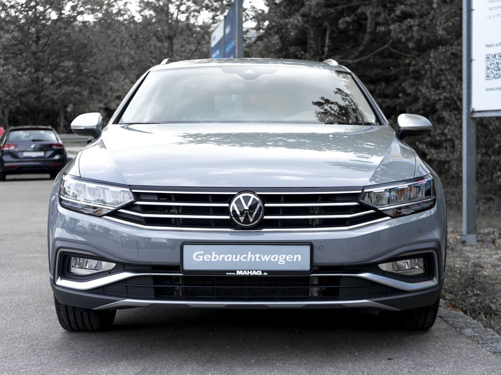 Volkswagen PASSAT ALLTRACK 2023 г. Серый, пробег 45512 км