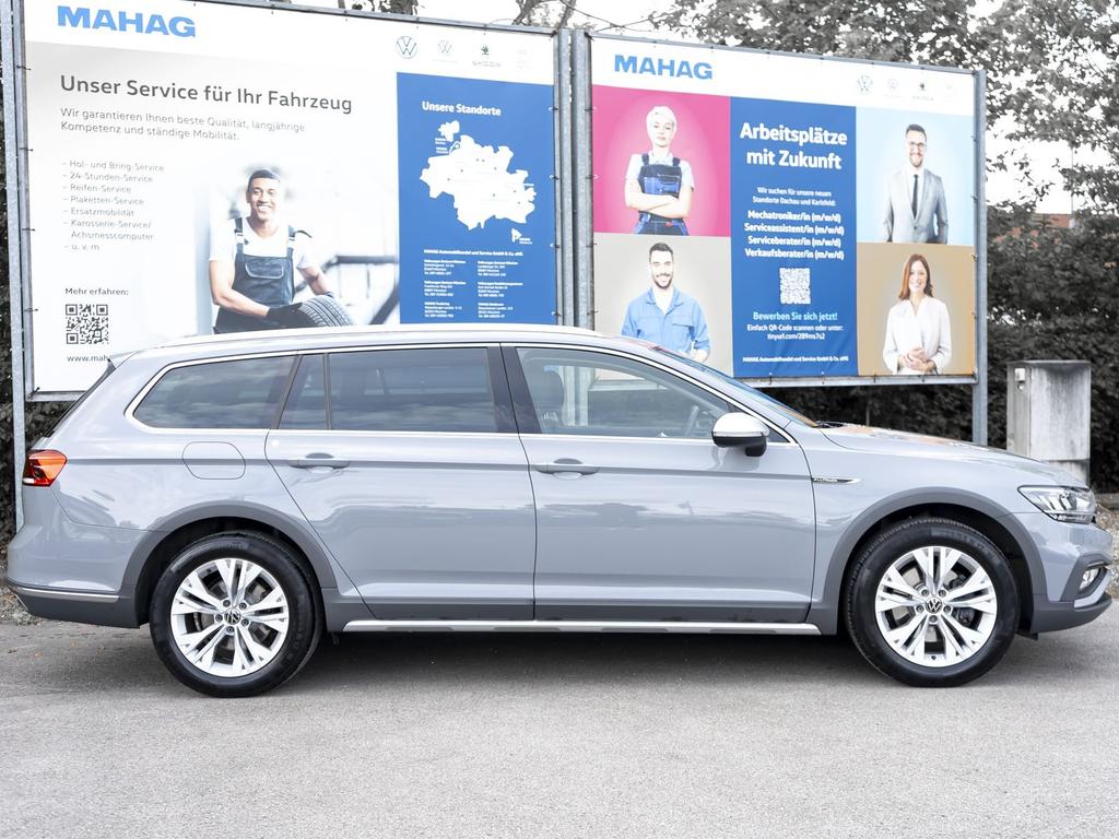 Volkswagen PASSAT ALLTRACK 2023 г. Серый, пробег 45512 км