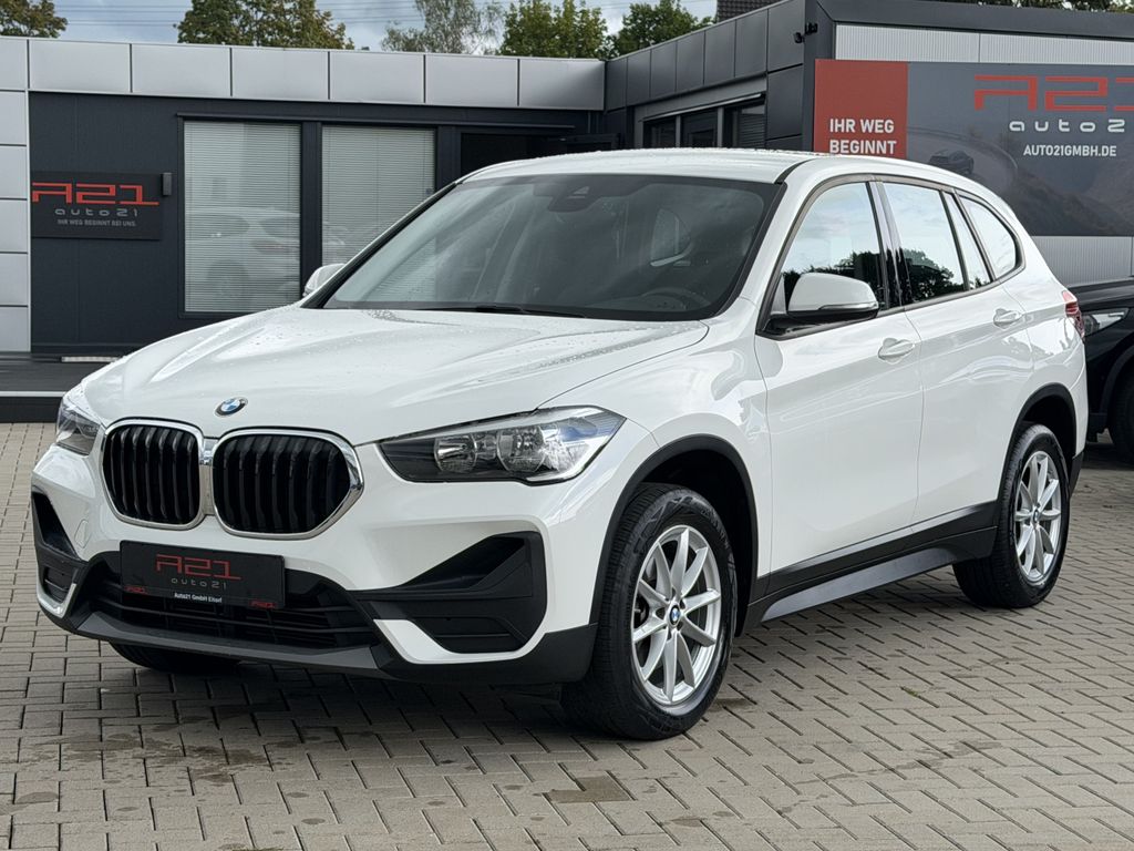 BMW X1 2022 г. Белый, пробег 33976 км
