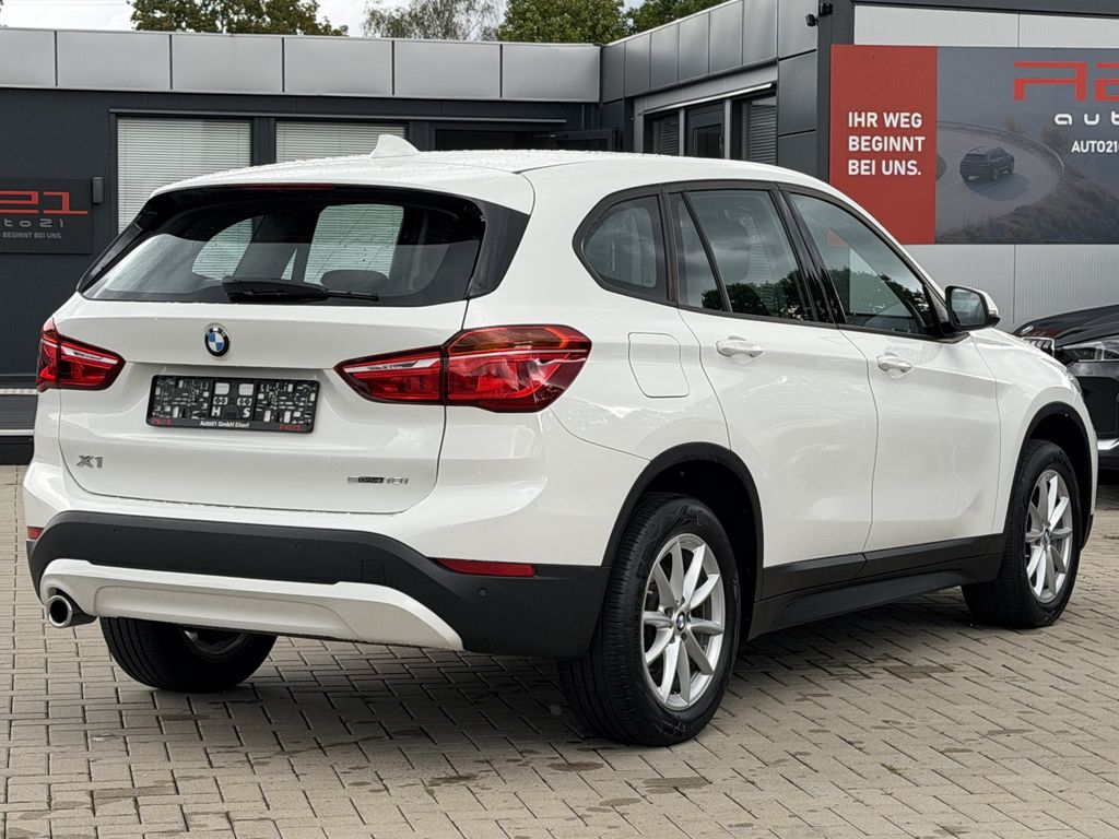 BMW X1 2022 г. Белый, пробег 33976 км