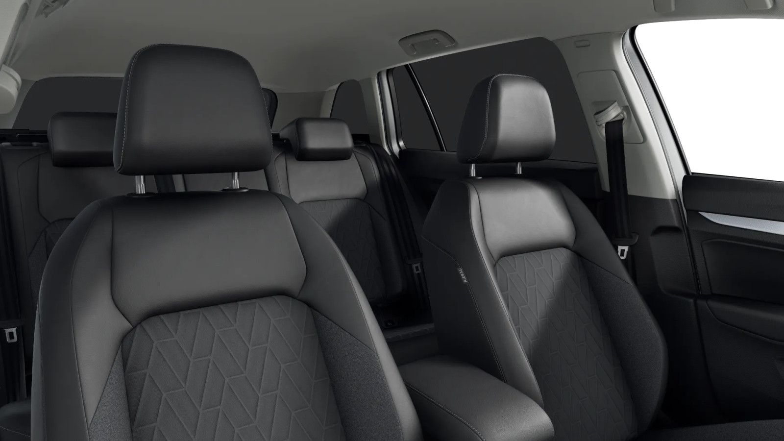 Volkswagen Golf 2025 г. Белый, пробег 16500 км