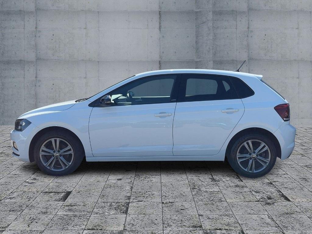Volkswagen Polo 2021 г. Белый, пробег 34621 км
