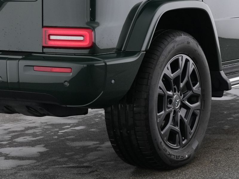 Mercedes-Benz G 450 2025 г. Зелёный, пробег 45936 км