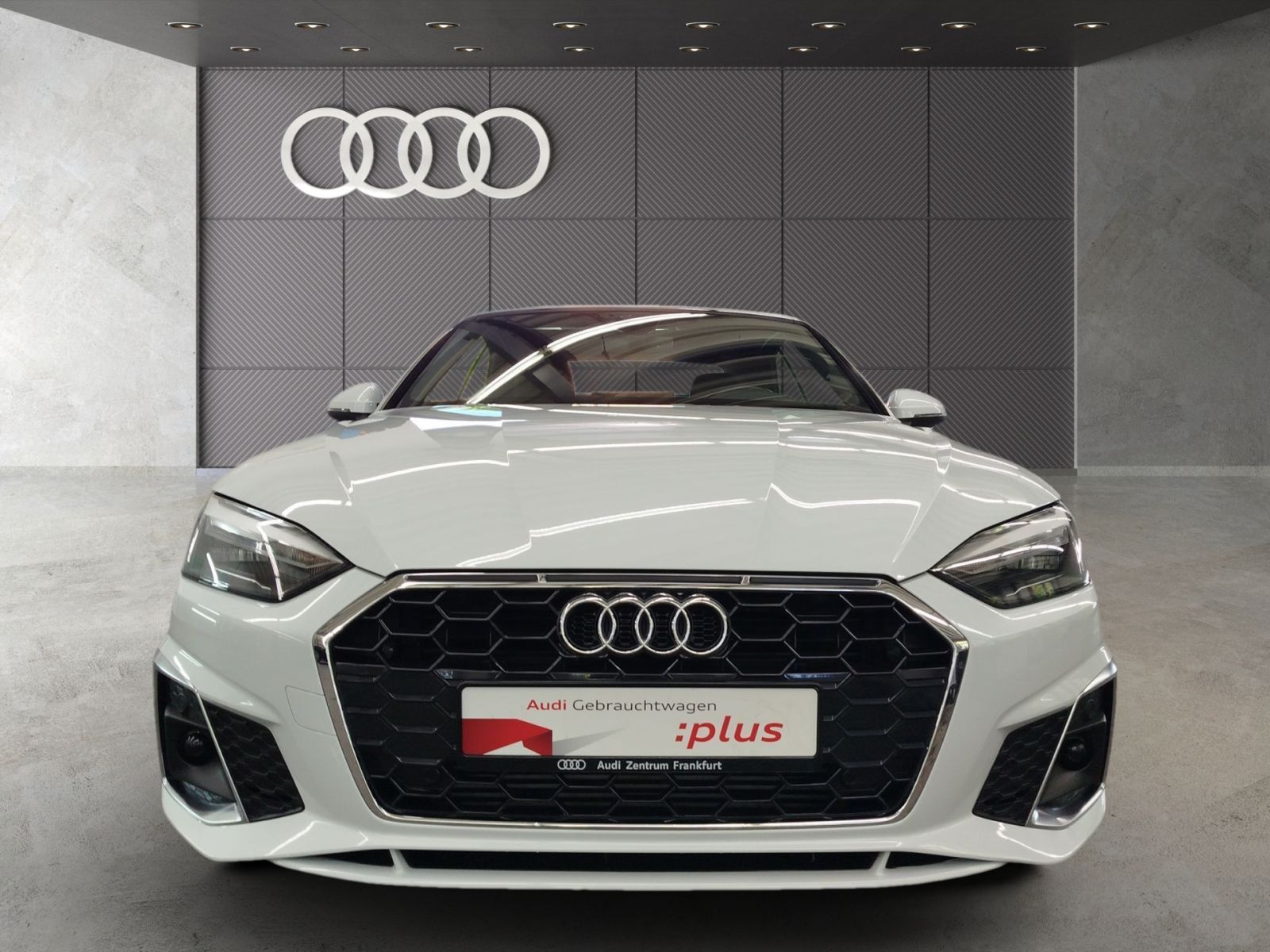 Audi A5 2023 г. Белый, пробег 45704 км