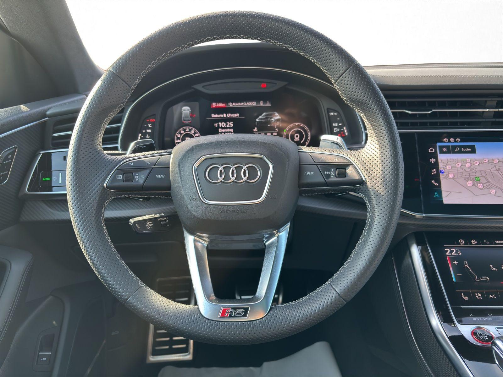 Audi RSQ8 2023 г. Чёрный, пробег 50350 км