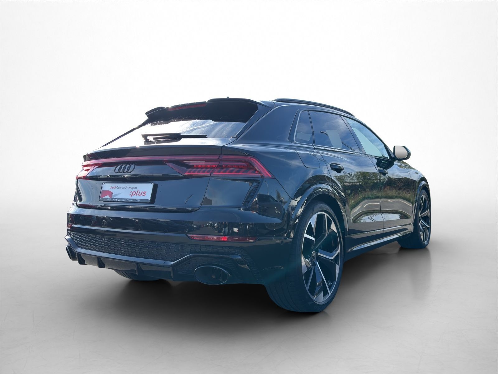 Audi RSQ8 2023 г. Чёрный, пробег 50350 км