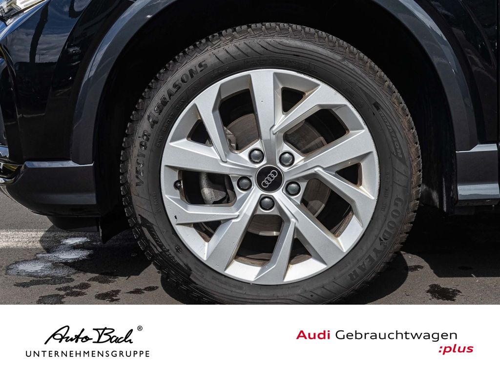 Audi Q2 2024 г. Чёрный, пробег 38200 км