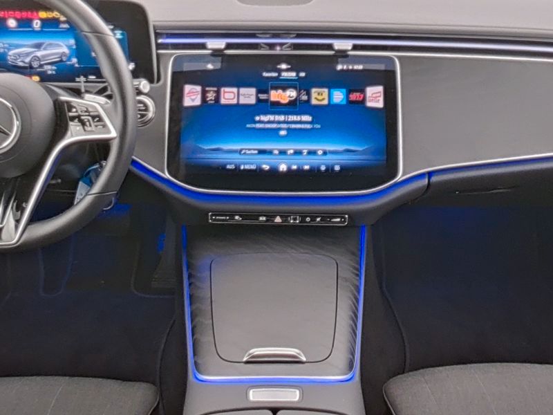 Mercedes-Benz E 220 2025 г. Чёрный, пробег 15436 км