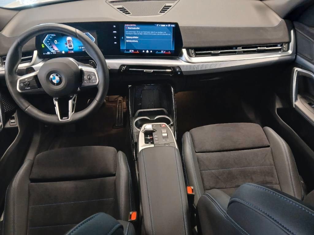 BMW X2 2025 г. Белый, пробег 28400 км