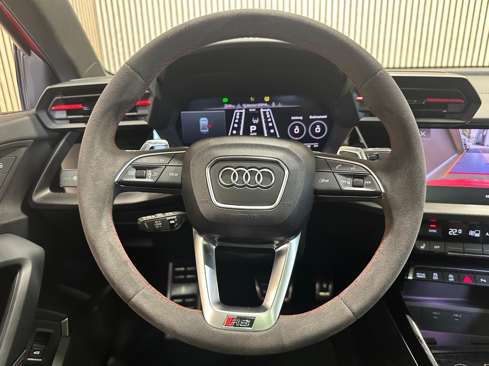 Audi RS3 2021 г. Красный, пробег 48130 км