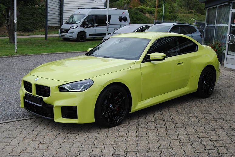 BMW M2 2025 г. Жёлтый, пробег 14980 км