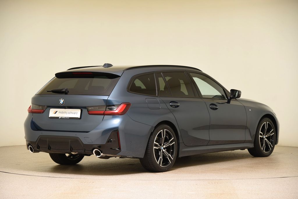 BMW 320 2025 г. Синий, пробег 34500 км