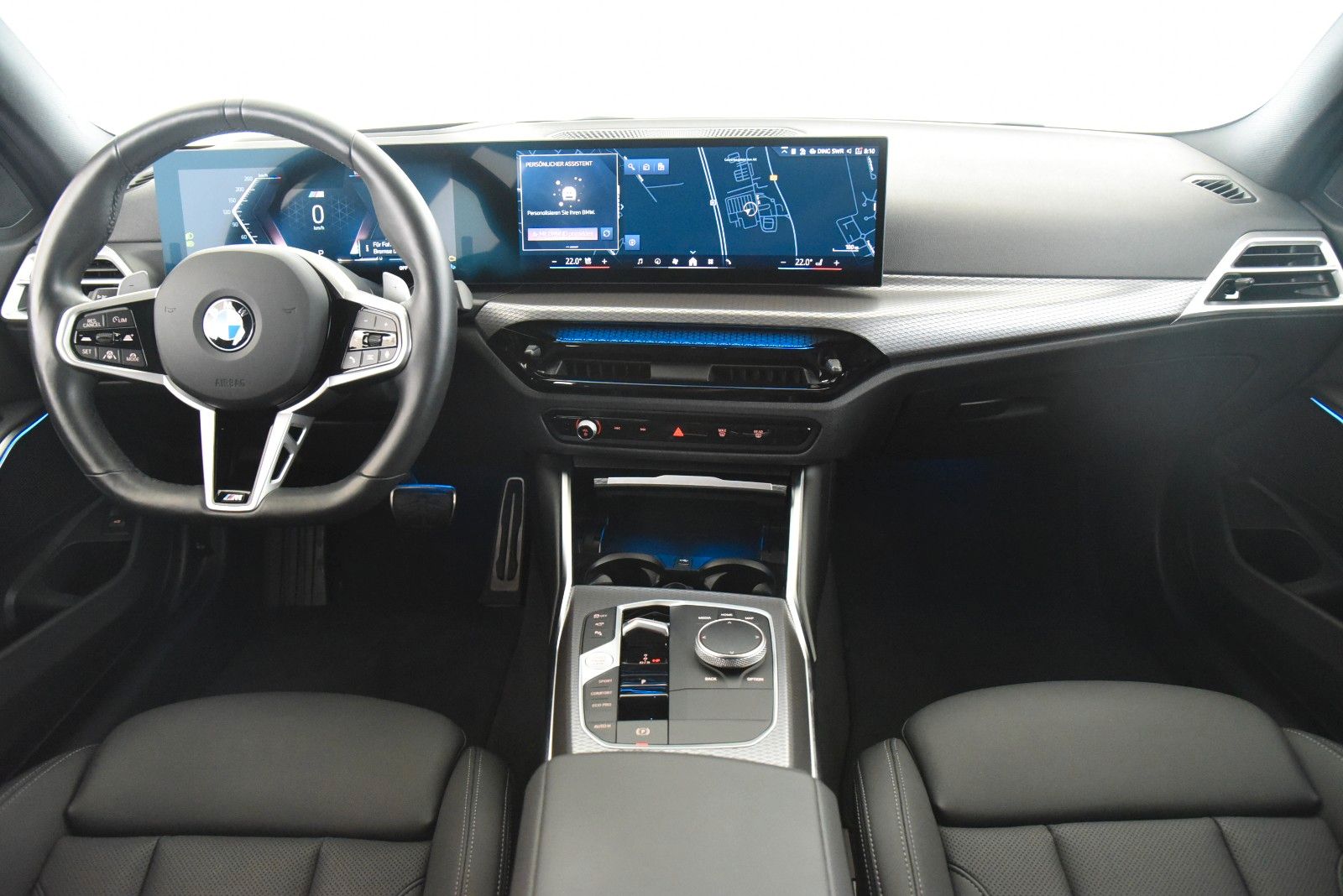 BMW 320 2025 г. Синий, пробег 34500 км