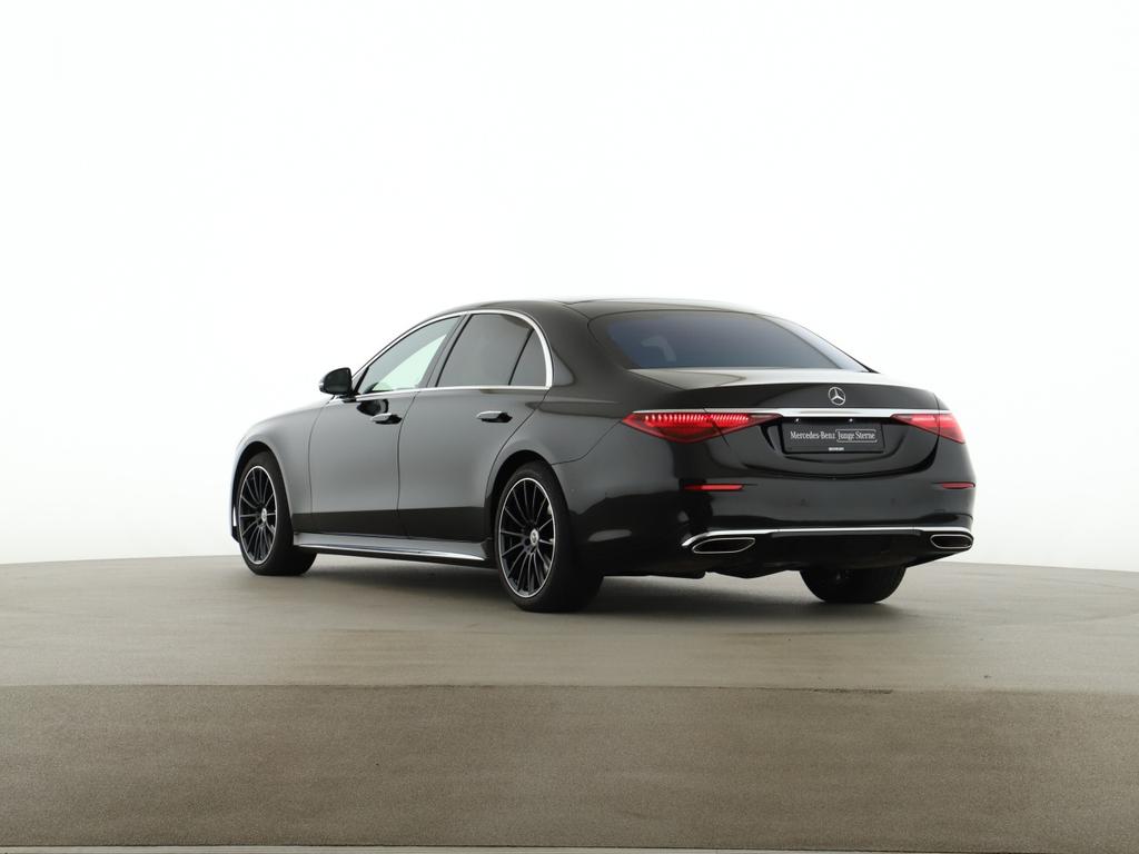 Mercedes-Benz S 500 2024 г. Чёрный, пробег 59600 км