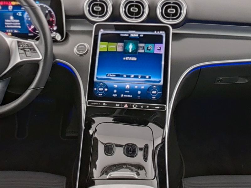 Mercedes-Benz C 220 2025 г. Серебристый, пробег 39000 км